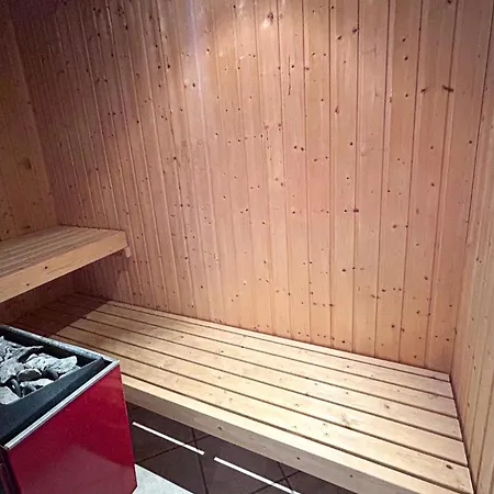 בית נופש Stunning In With Sauna *